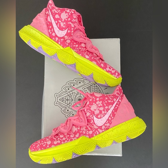 KYRIE 5s PATRICK STARS - Picture 1 of 5